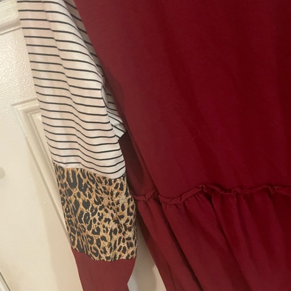 Red and Leopard Print Long Sleeve Top - Picture 2 of 2